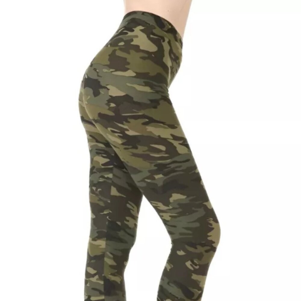 Cropped Capri Leggings, Banded High Waist, Fitted Style Pants, CAMO OSFA